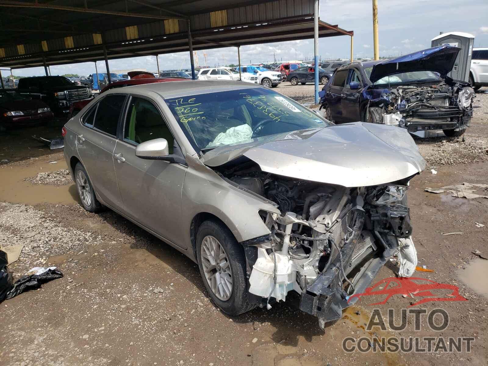 TOYOTA CAMRY 2016 - 4T4BF1FK5GR537246