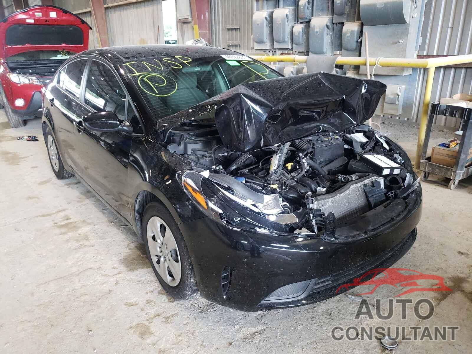 KIA FORTE 2018 - 3KPFK4A72JE242823
