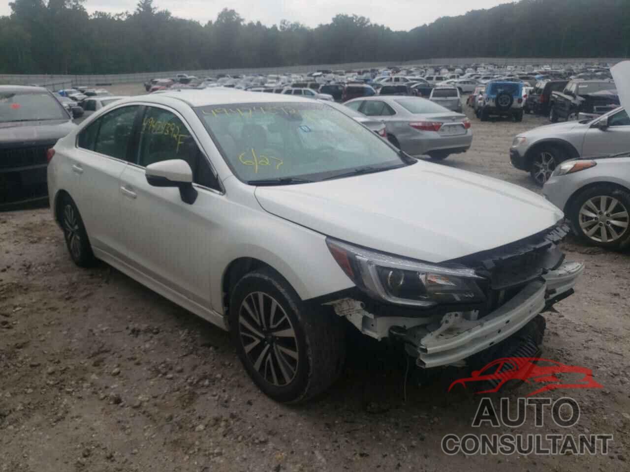 SUBARU LEGACY 2018 - 4S3BNAF62J3025171