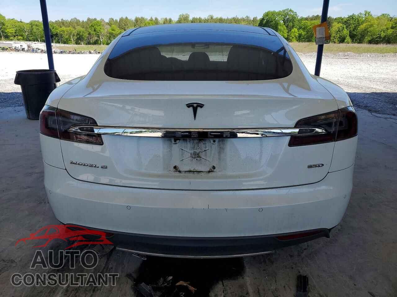TESLA MODEL S 2015 - 5YJSA1E23FF116633