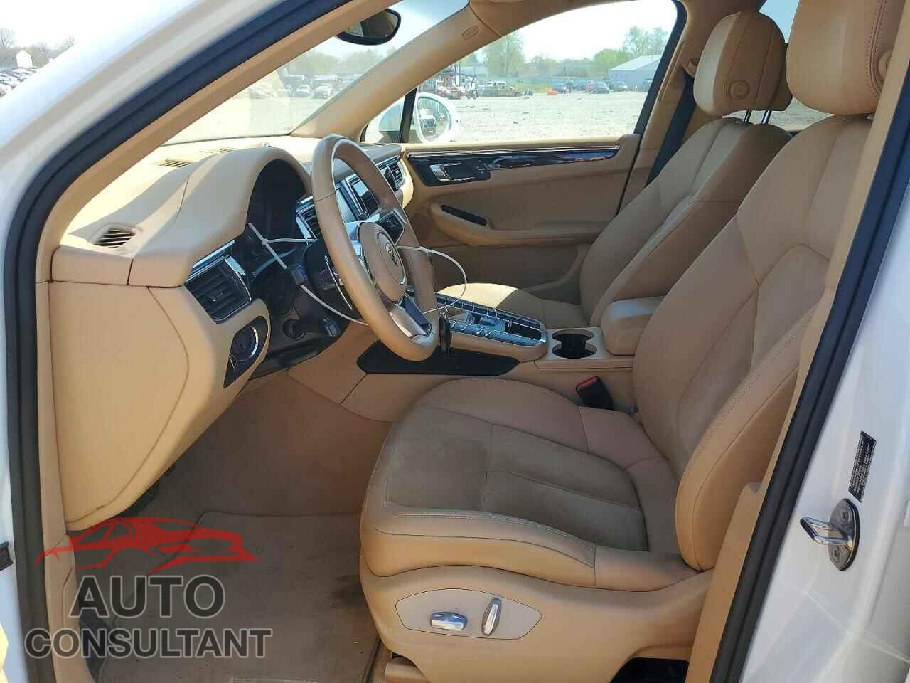 PORSCHE MACAN 2016 - WP1AB2A51GLB45351