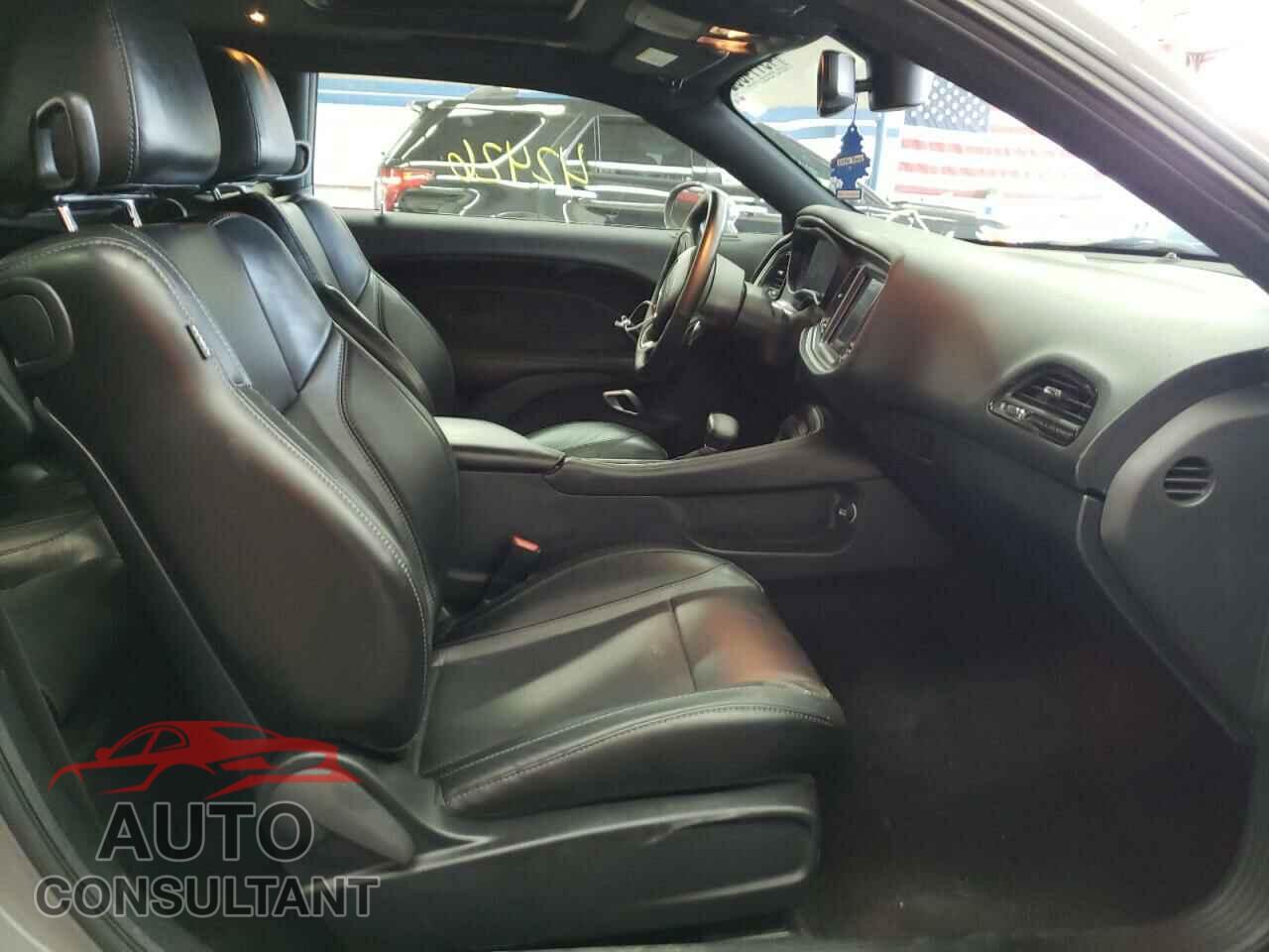 DODGE CHALLENGER 2018 - 2C3CDZGG4JH236709