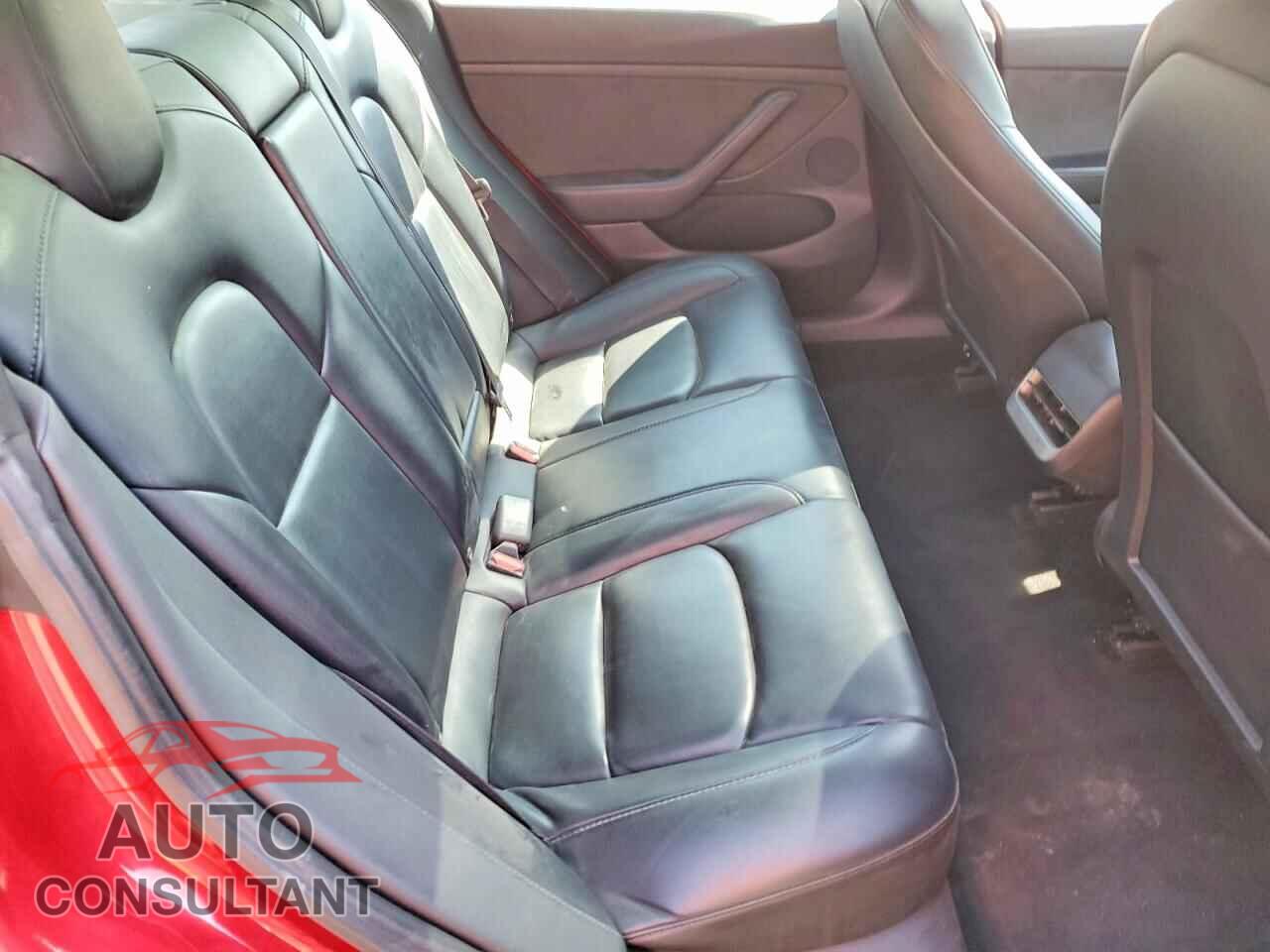 TESLA MODEL 3 2022 - 5YJ3E1EA3NF372575
