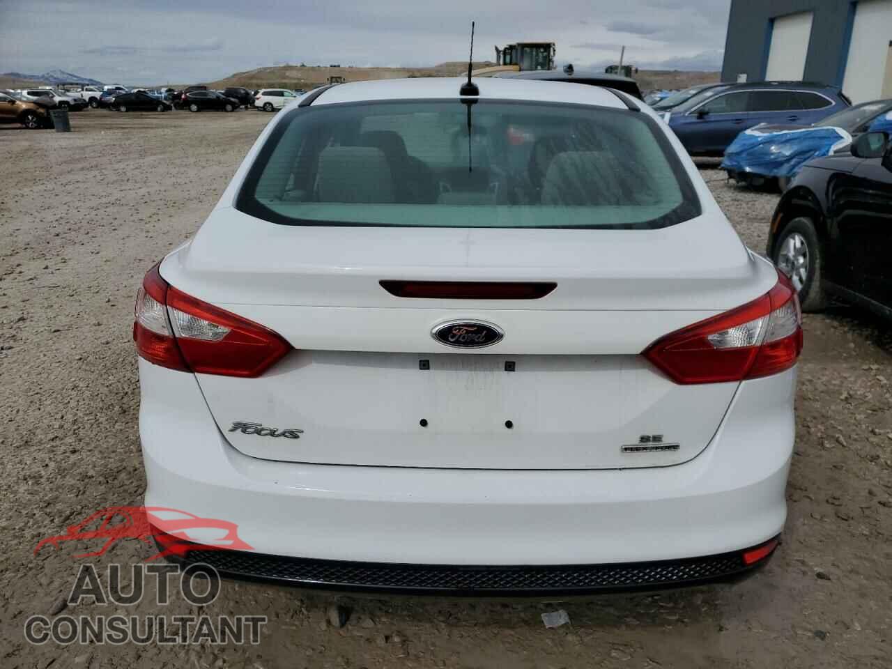 FORD FOCUS 2014 - 1FADP3F26EL224277