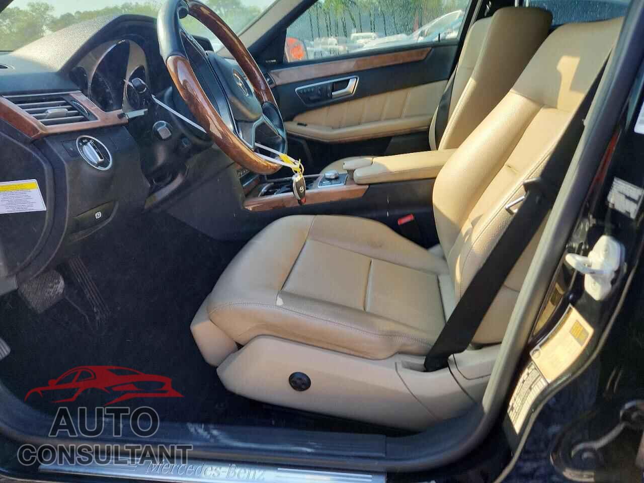 MERCEDES-BENZ E-CLASS 2012 - WDDHF5KB8CA640975