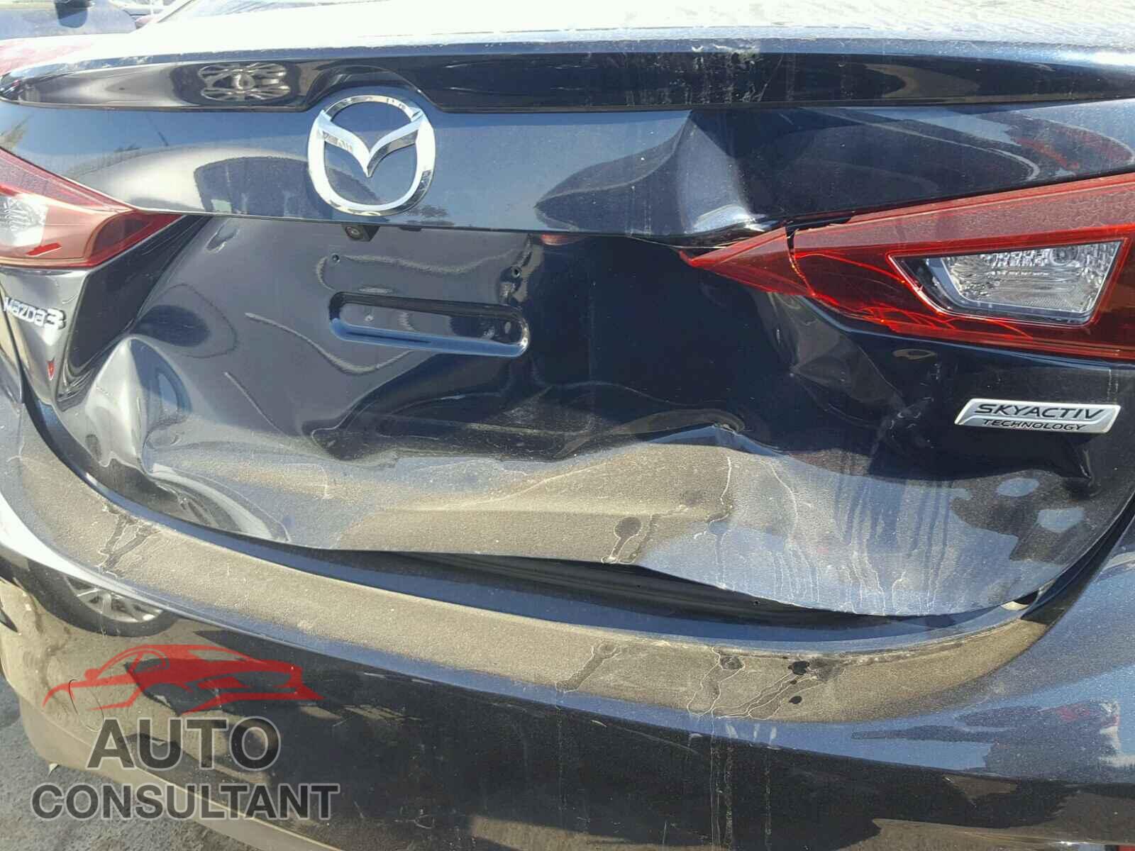 MAZDA 3 2017 - 3MZBN1V73HM125019