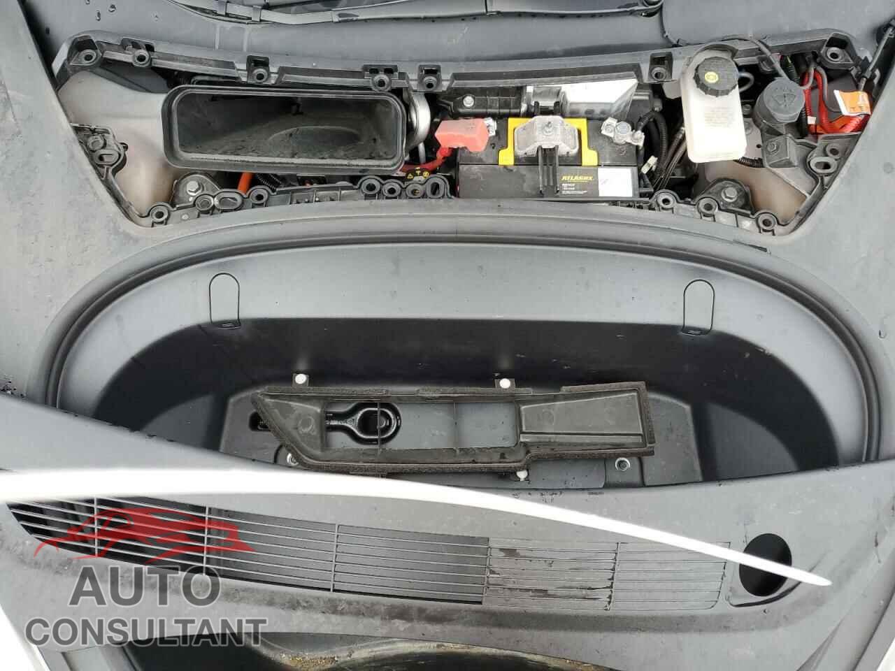 TESLA MODEL 3 2019 - 5YJ3E1EBXKF494208