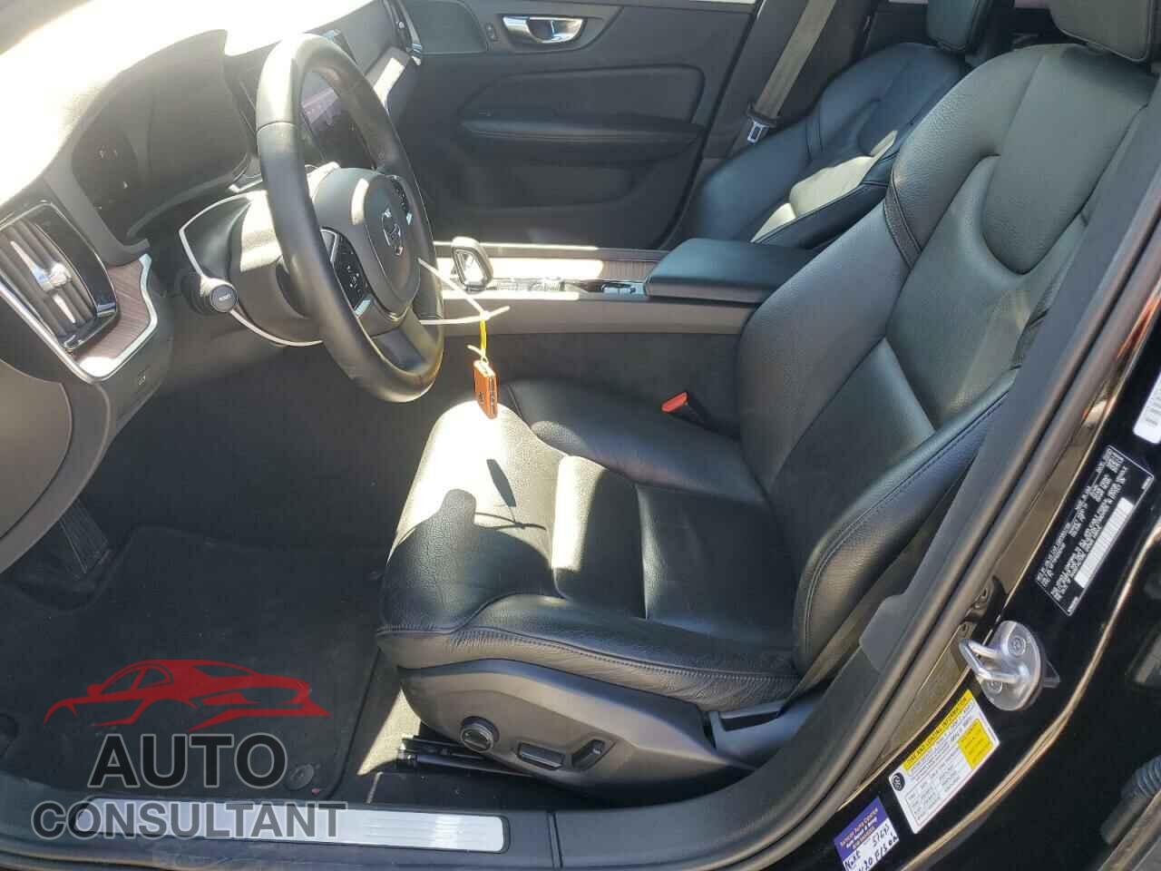 VOLVO S60 PLUS 2023 - 7JRL12FT0PG250400