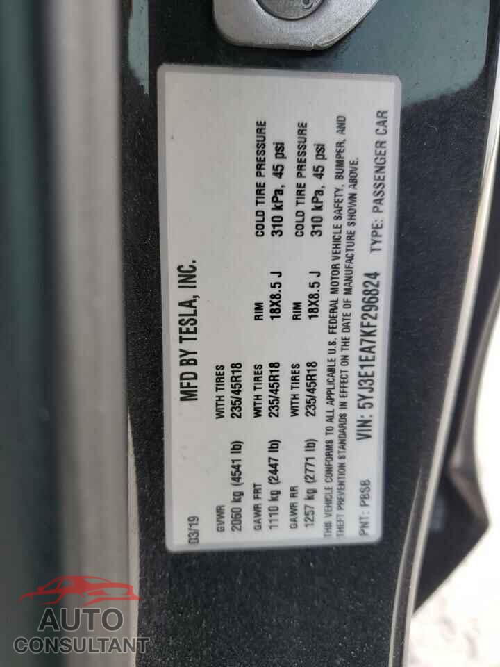 TESLA MODEL 3 2019 - 5YJ3E1EA7KF296824