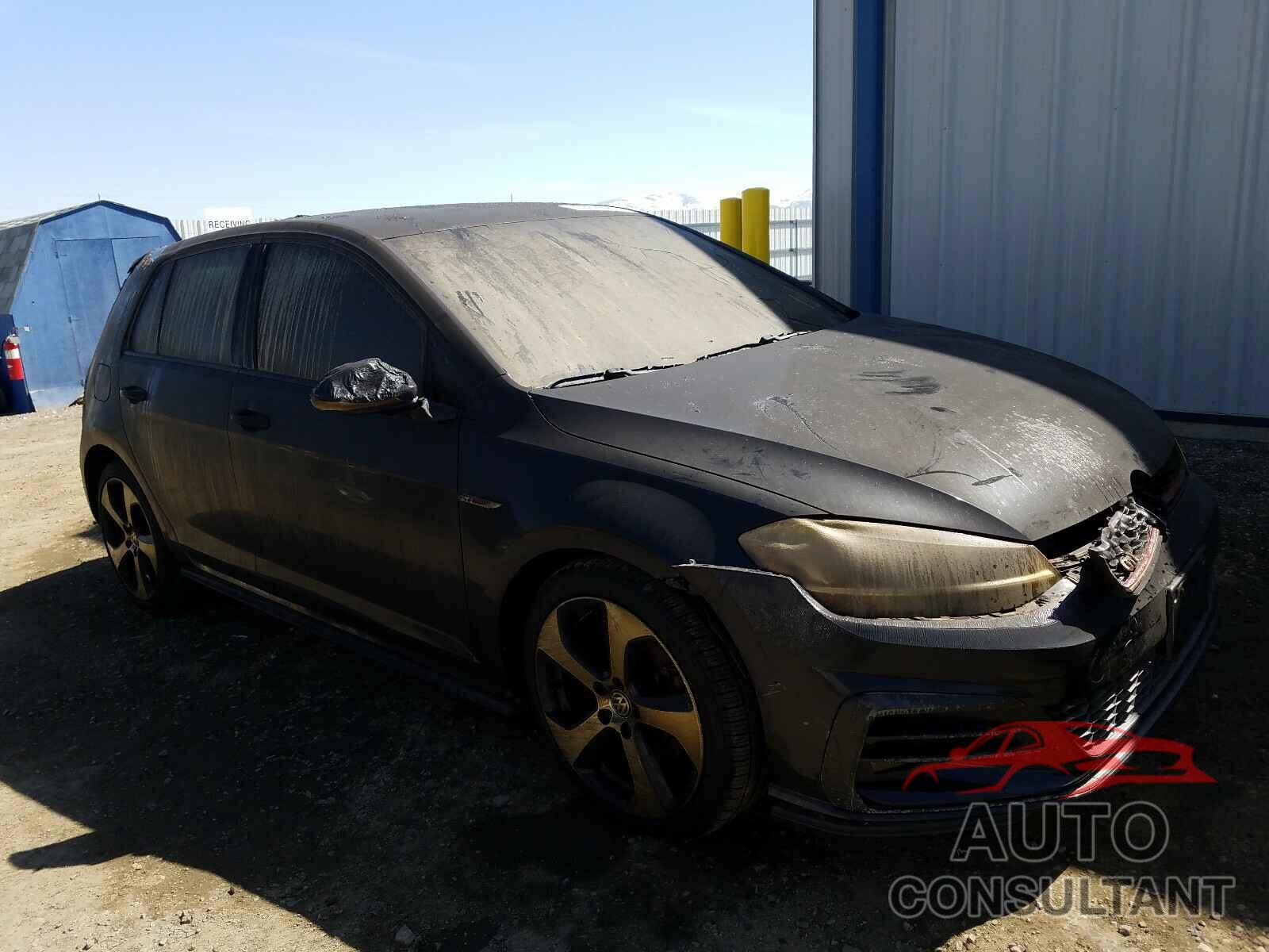 VOLKSWAGEN GTI 2018 - 3VW547AU8JM262588