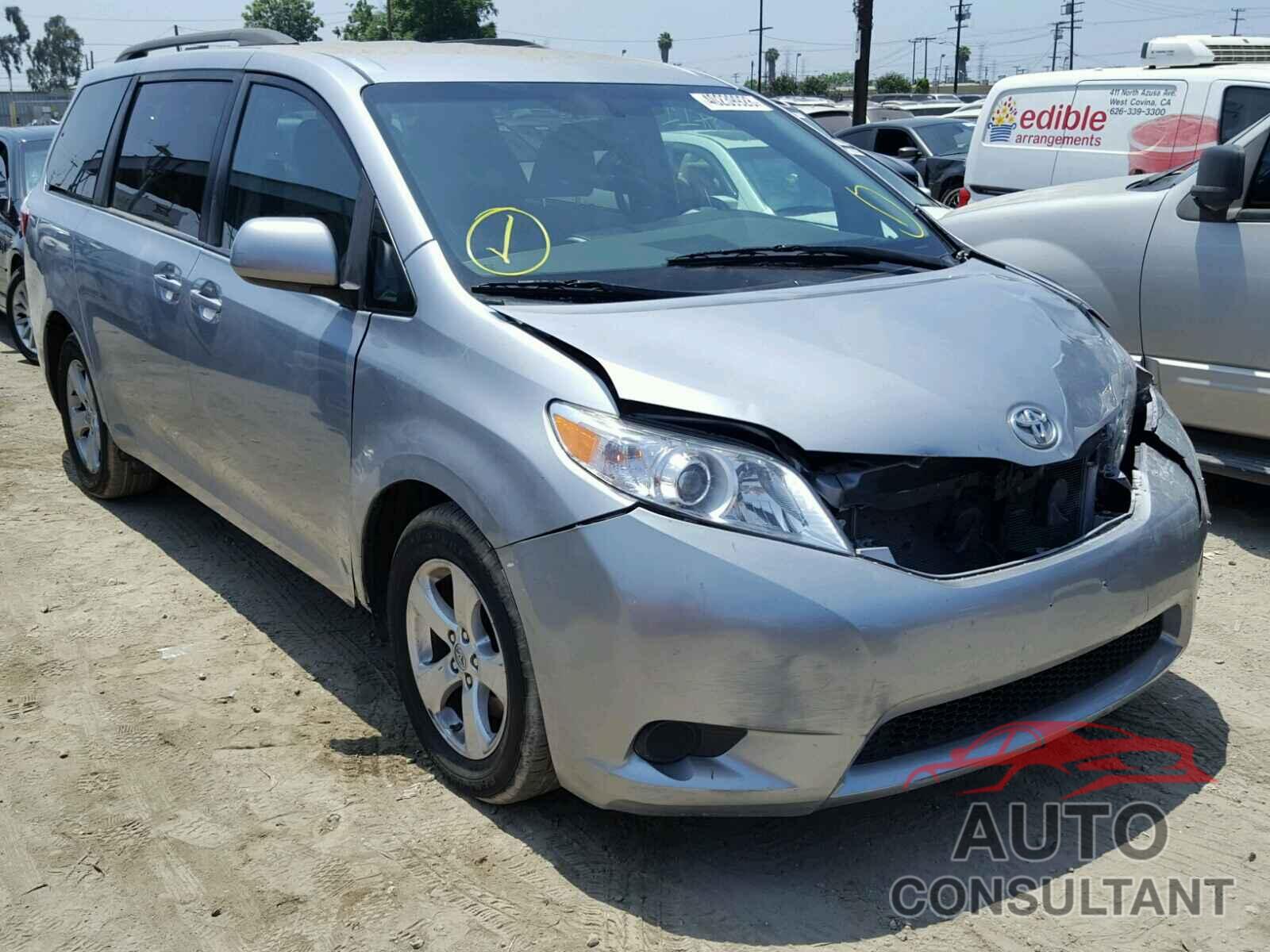 TOYOTA SIENNA 2016 - 5TDKK3DC8GS737673