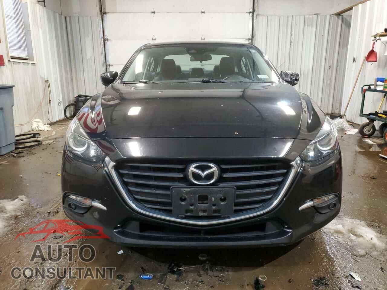 MAZDA 3 2017 - 3MZBN1V78HM148568