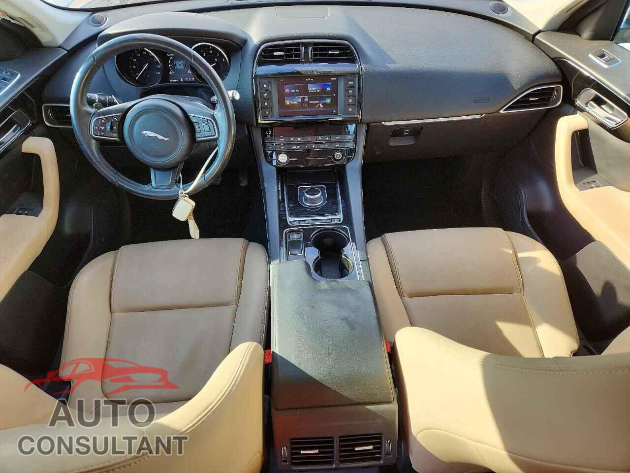 JAGUAR F-PACE 2017 - SADCS2BV8HA488202