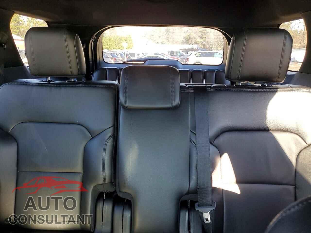 FORD EXPLORER 2018 - 1FM5K8D87JGB82735