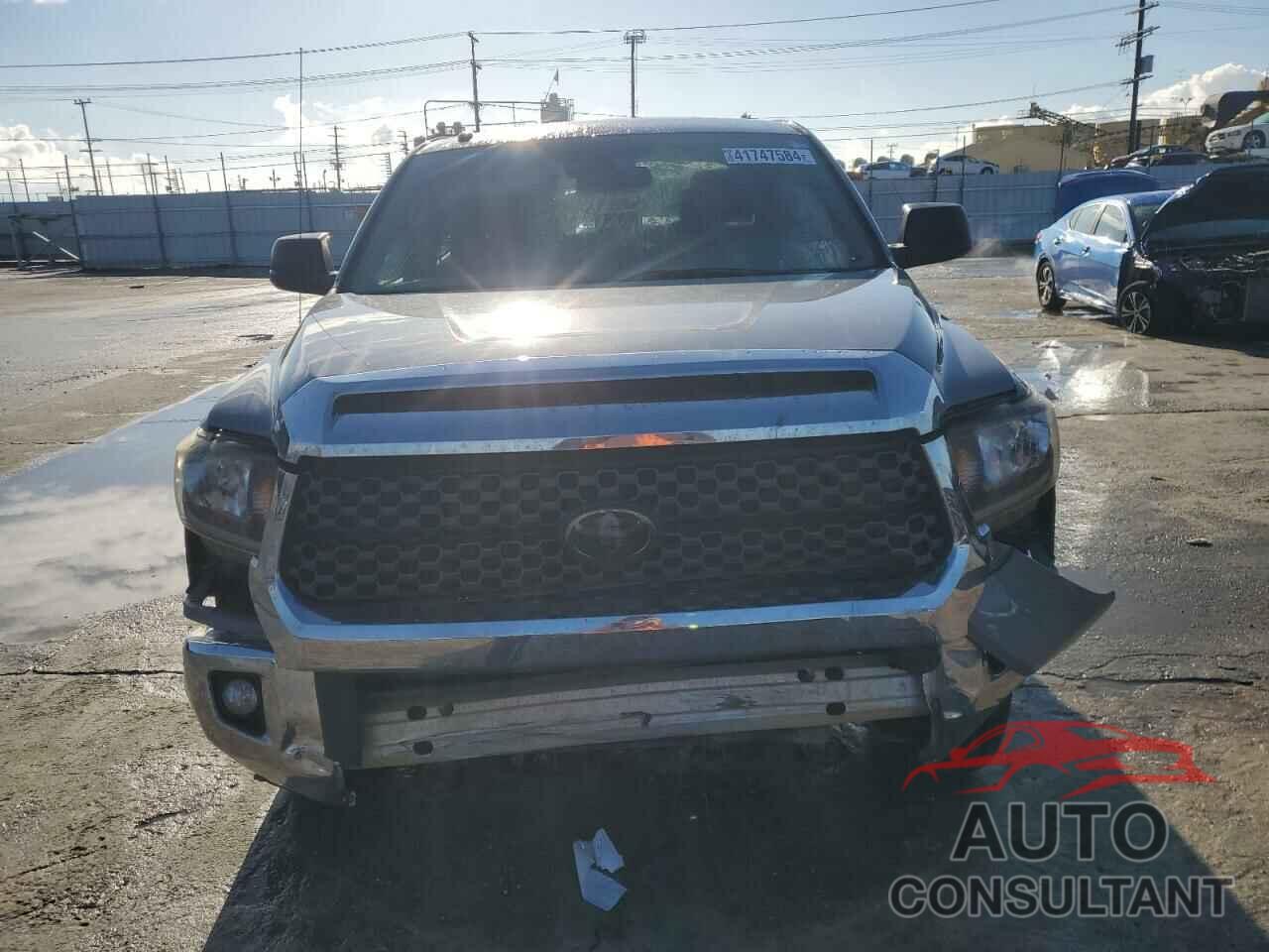 TOYOTA TUNDRA 2018 - 5TFDW5F14JX767260