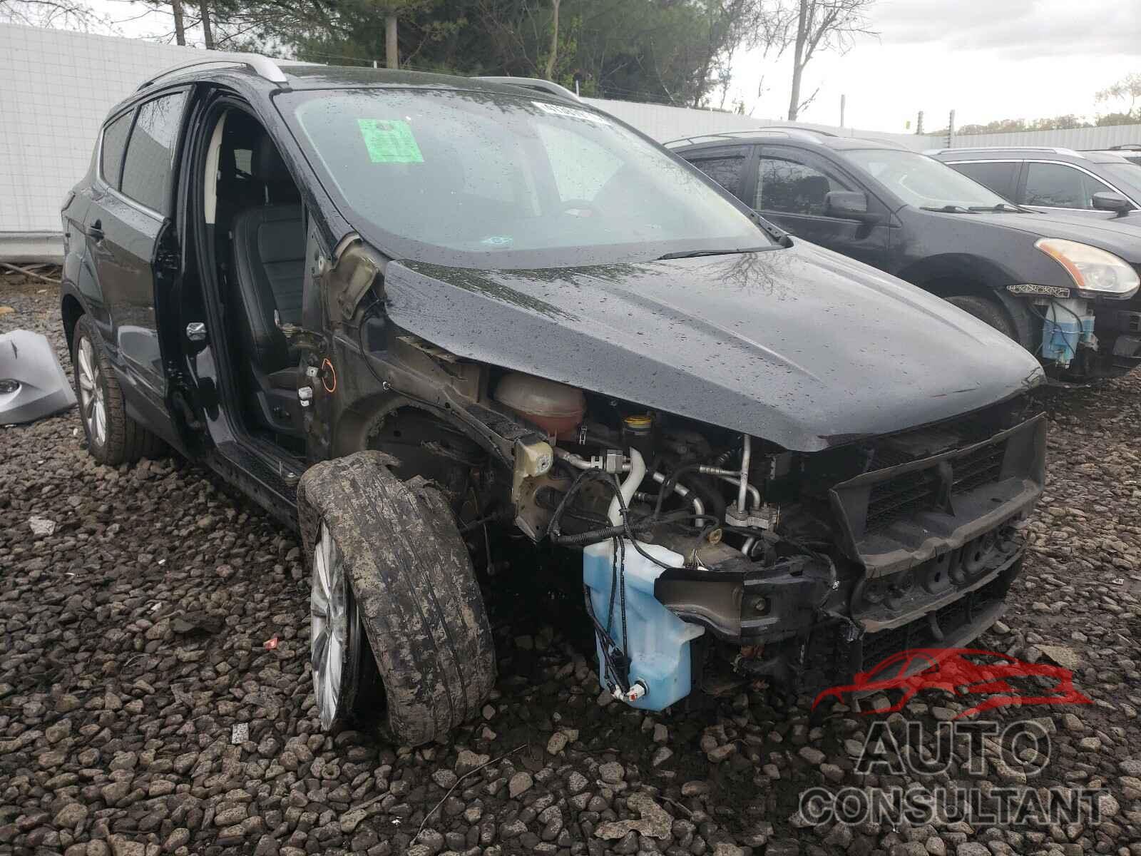 FORD ESCAPE 2017 - 1FMCU9JD8HUE41933