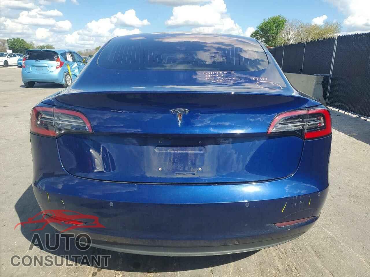TESLA MODEL 3 2018 - 5YJ3E1EA7JF038141