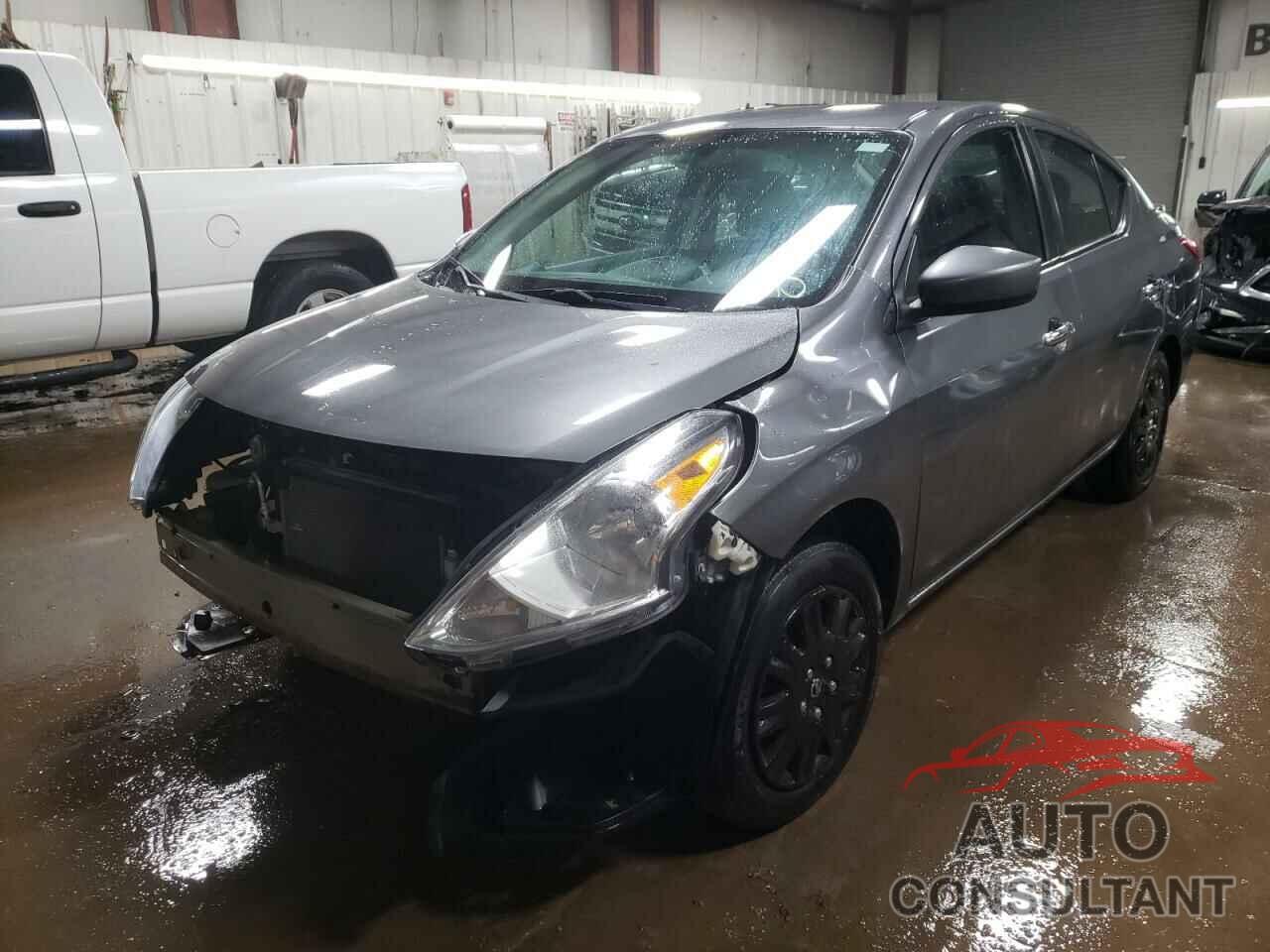 NISSAN VERSA 2017 - 3N1CN7APXHL857334