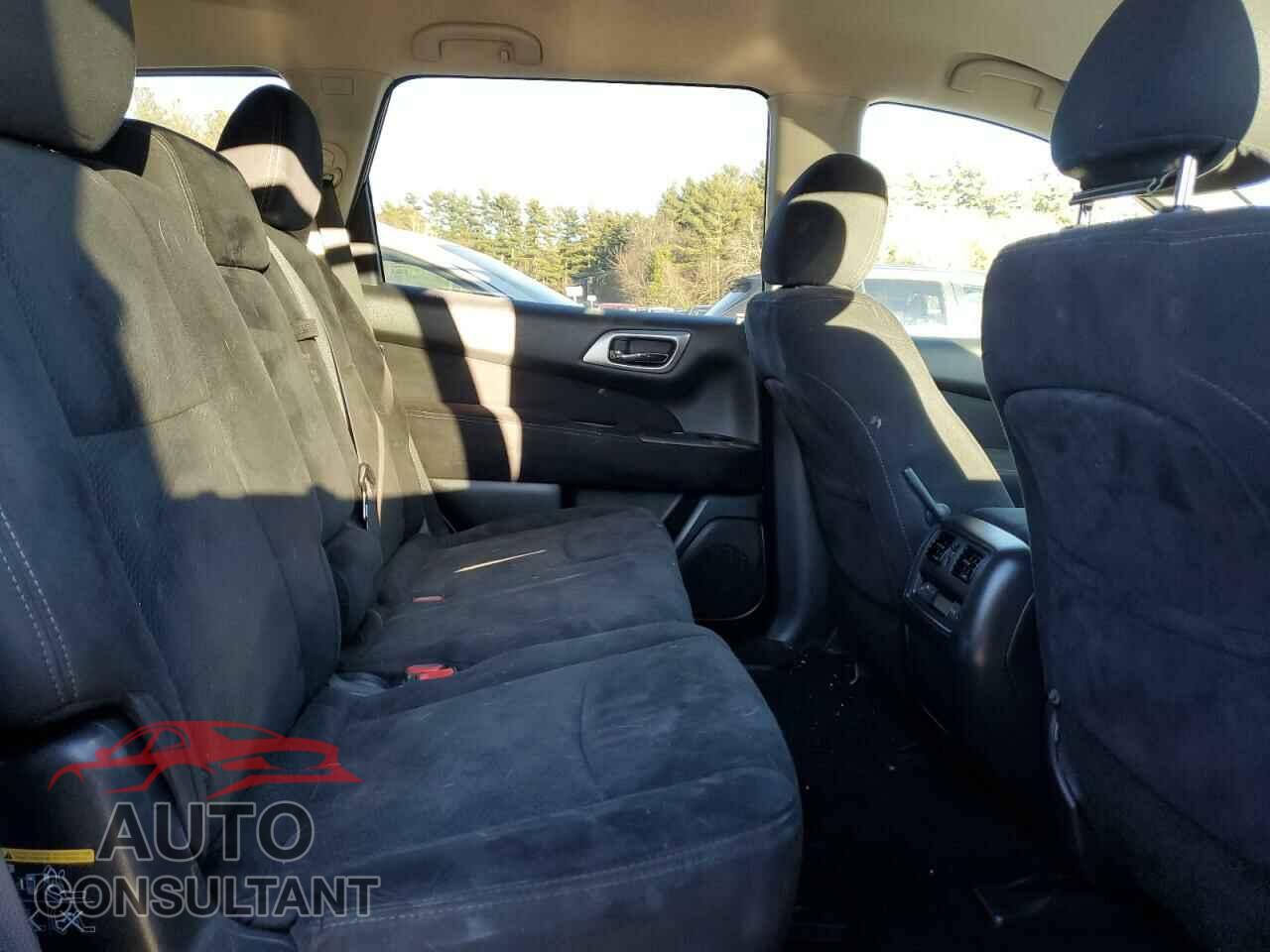 NISSAN PATHFINDER 2015 - 5N1AR2MM8FC685502