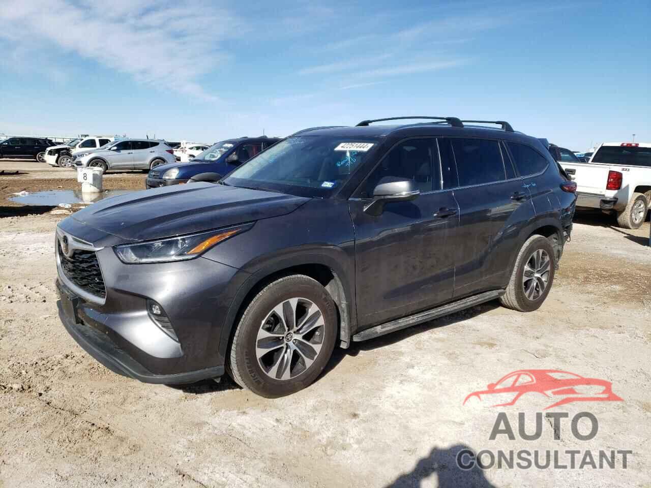 TOYOTA HIGHLANDER 2021 - 5TDGZRAH5MS524938