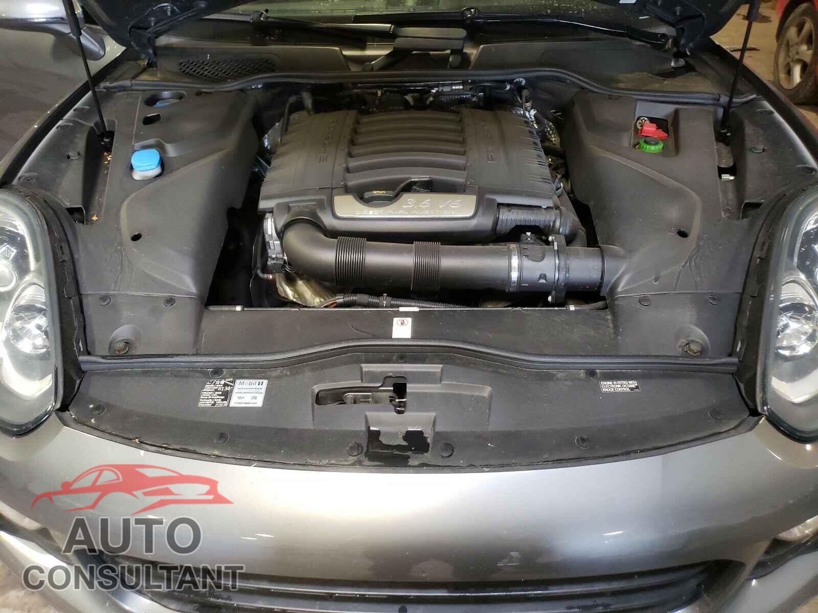 PORSCHE CAYENNE 2016 - WP1AA2A24GKA10265