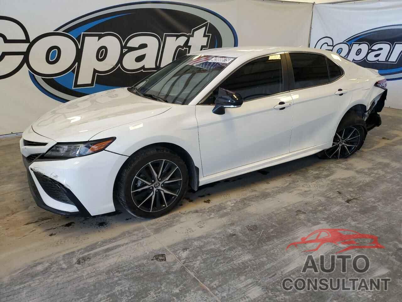 TOYOTA CAMRY 2022 - 4T1T11AK8NU712736