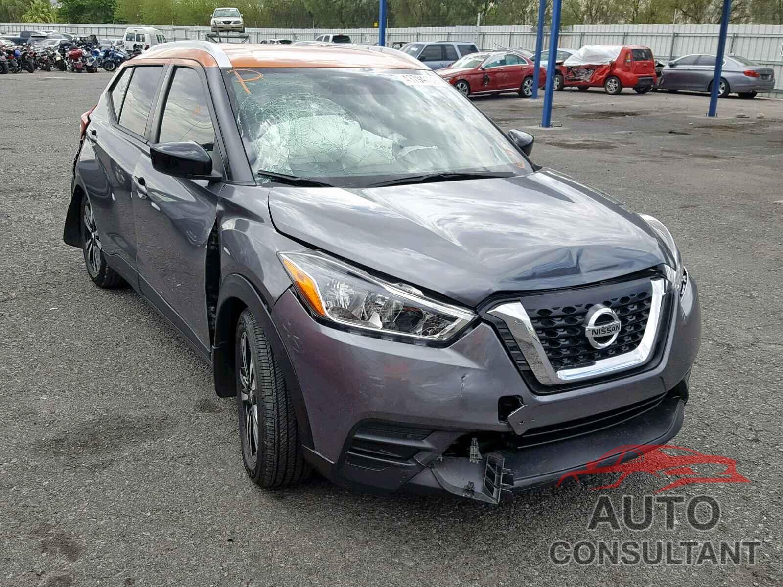NISSAN KICKS S 2018 - 3N1CP5CU8JL536142