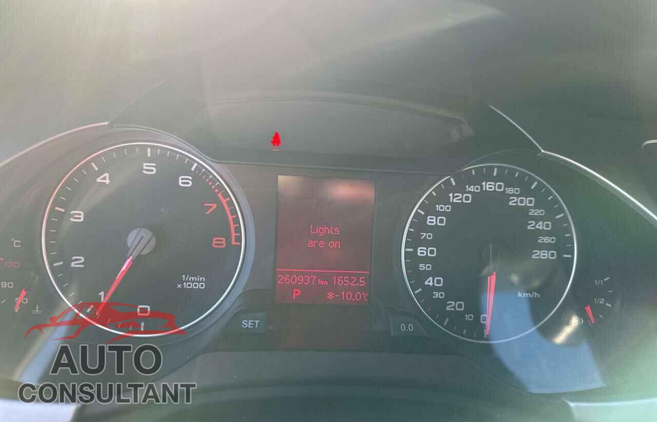 AUDI A4 2010 - WAUFFCFL4AN044175