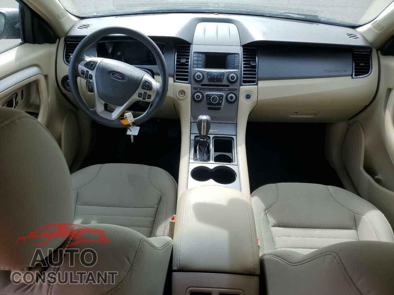 FORD TAURUS 2018 - 1FAHP2D85JG136830