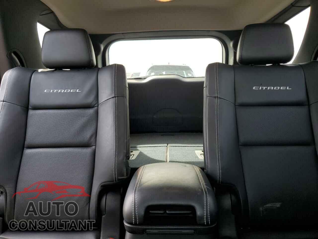 DODGE DURANGO 2018 - 1C4RDJEG3JC219459