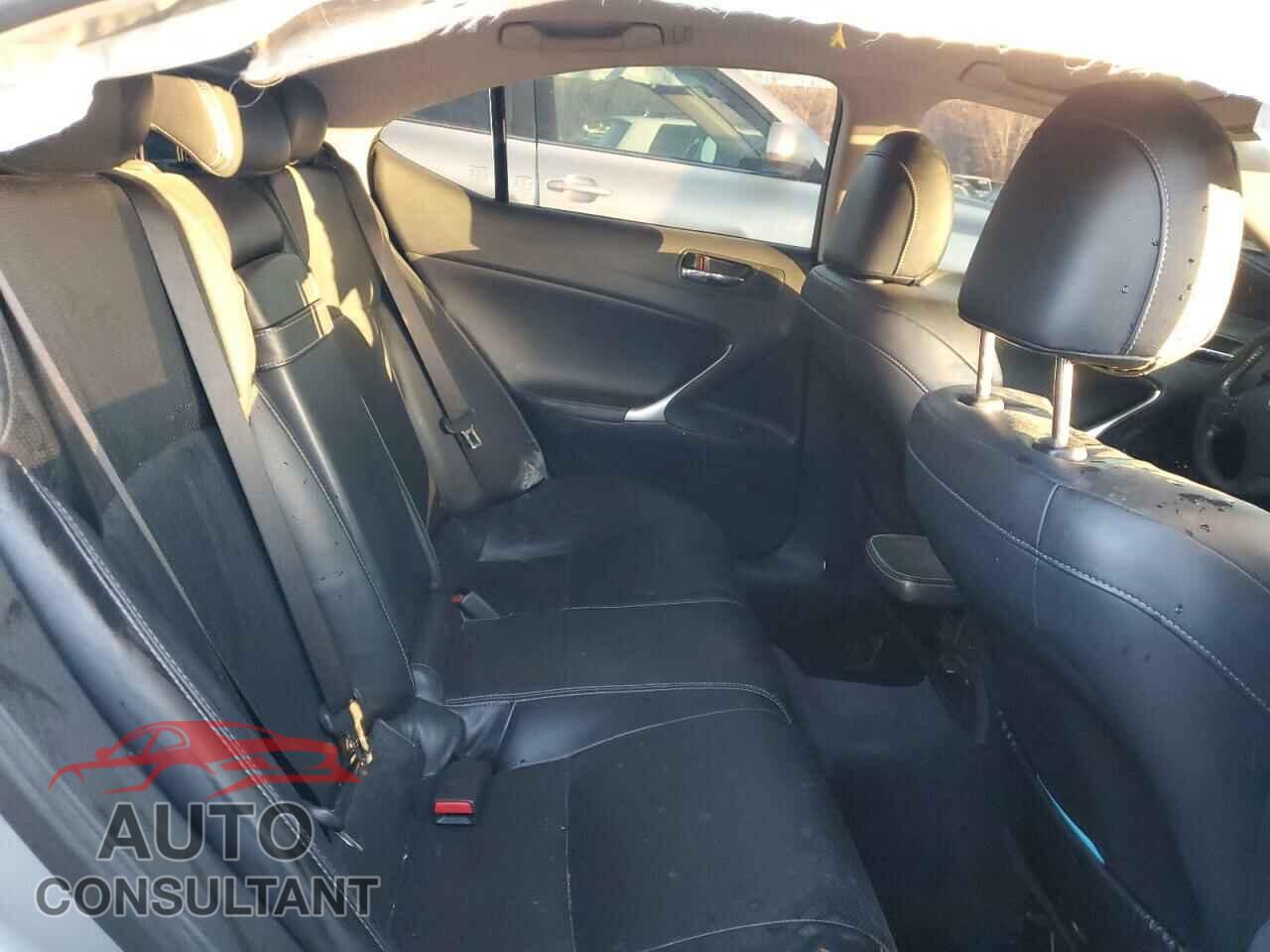 LEXUS IS 2010 - JTHCF5C26A5040138