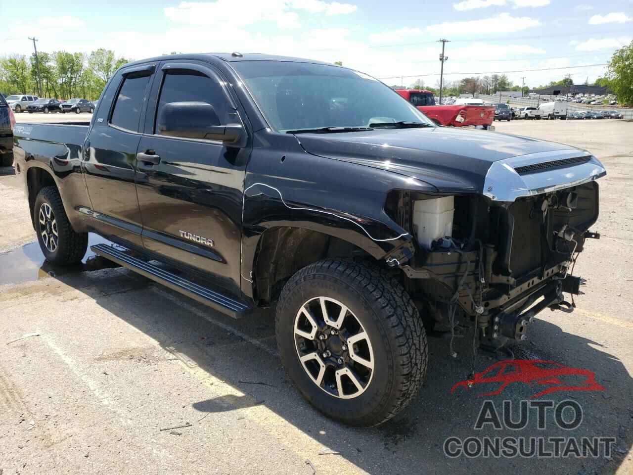 TOYOTA TUNDRA 2017 - 5TFUM5F15HX071572