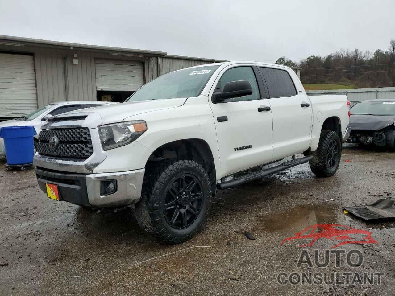 TOYOTA TUNDRA 2020 - 5TFDY5F19LX902746