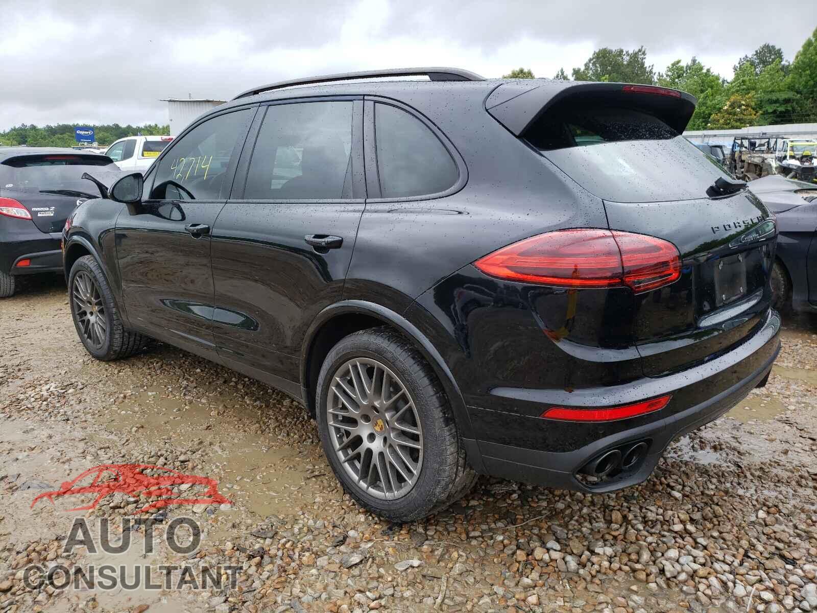 PORSCHE CAYENNE 2017 - WP1AA2A29HKA82242