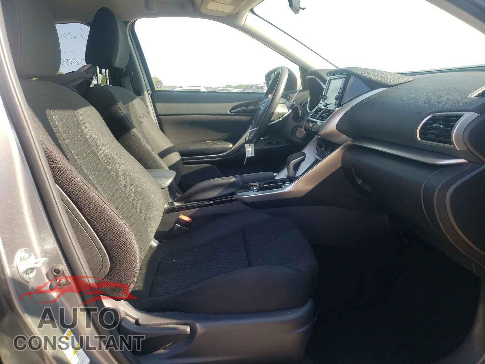 MITSUBISHI ECLIPSE 2019 - JA4AT3AAXKZ035111
