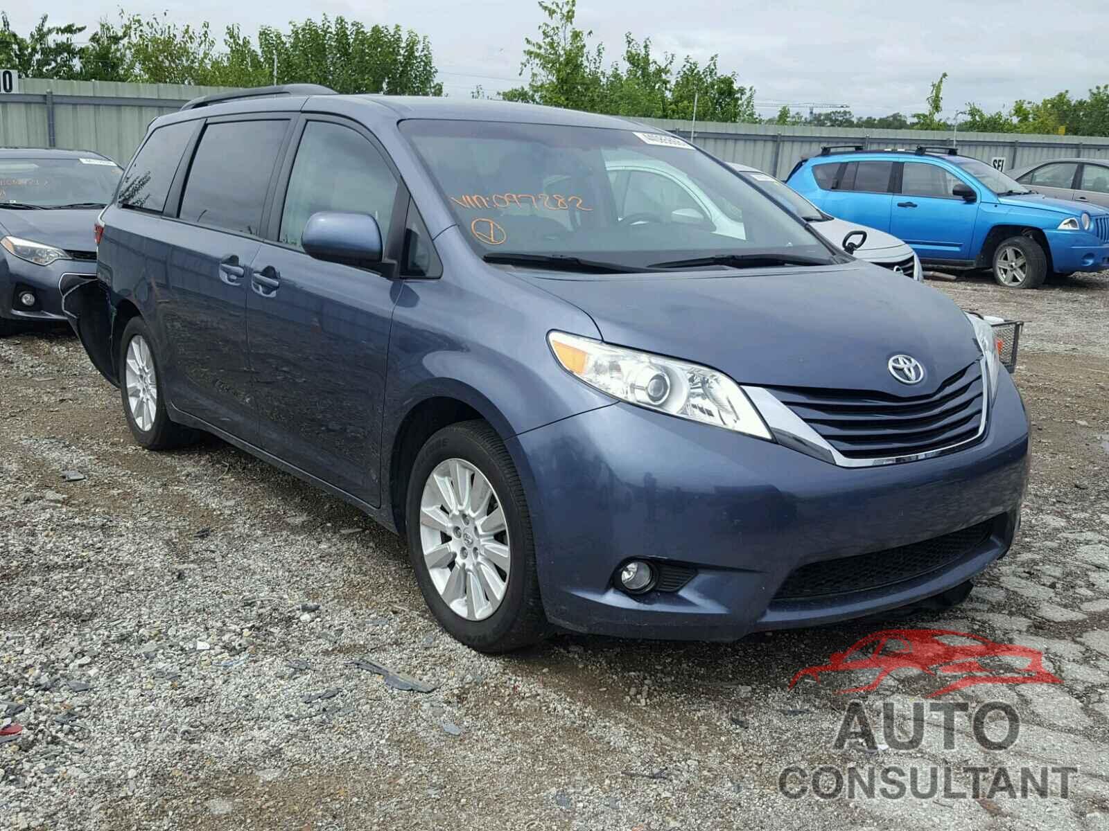 TOYOTA SIENNA LE 2015 - 5TDJK3DCXFS097282