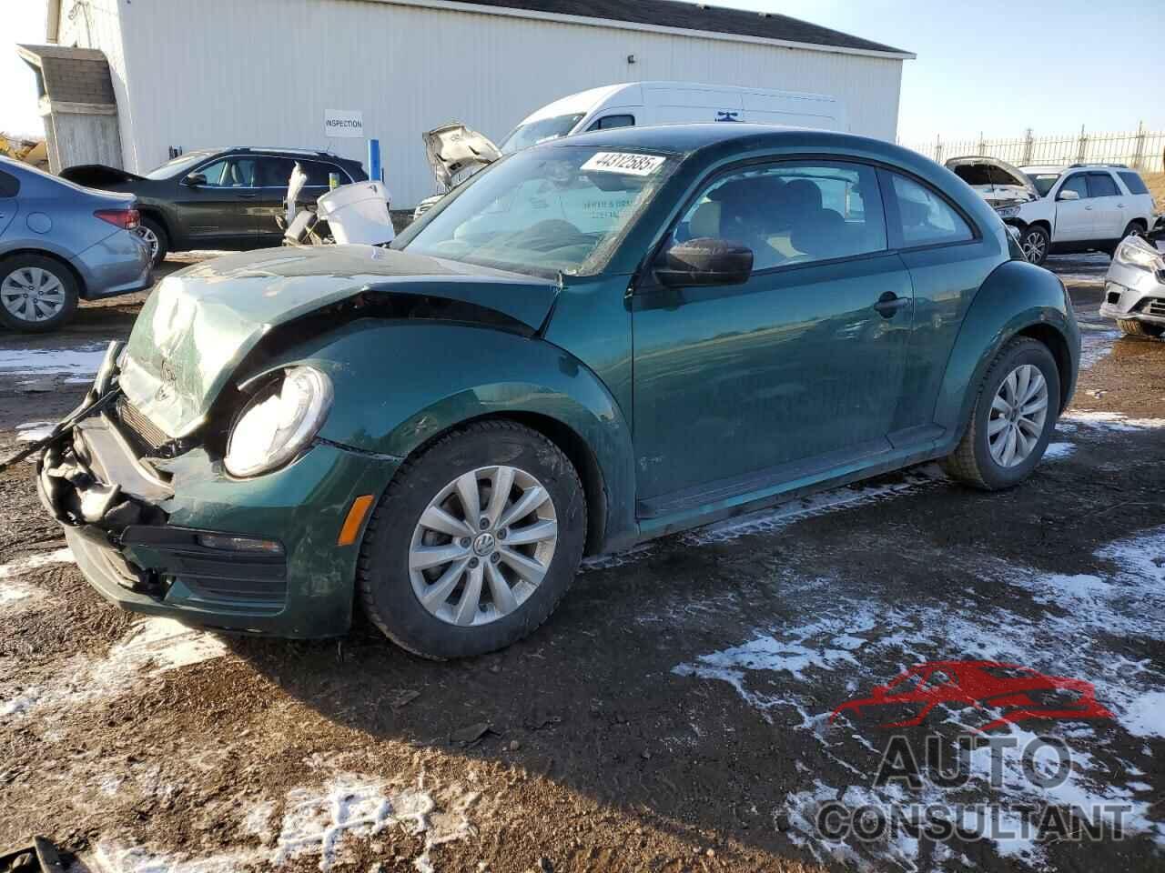 VOLKSWAGEN BEETLE 2018 - 3VWFD7AT7JM700755