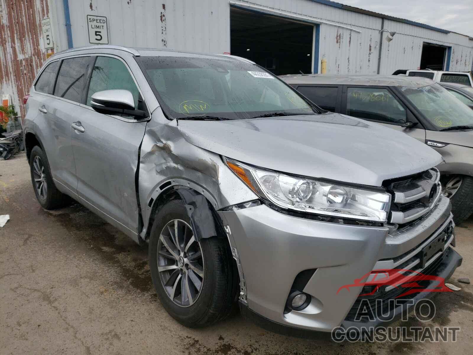 TOYOTA HIGHLANDER 2017 - 5TDJZRFH9HS357486