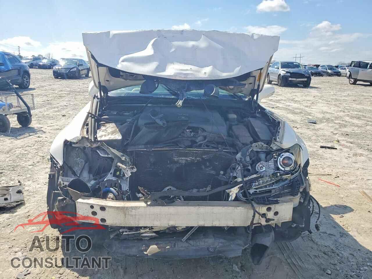 LEXUS IS 2011 - JTHBF5C29B5148086