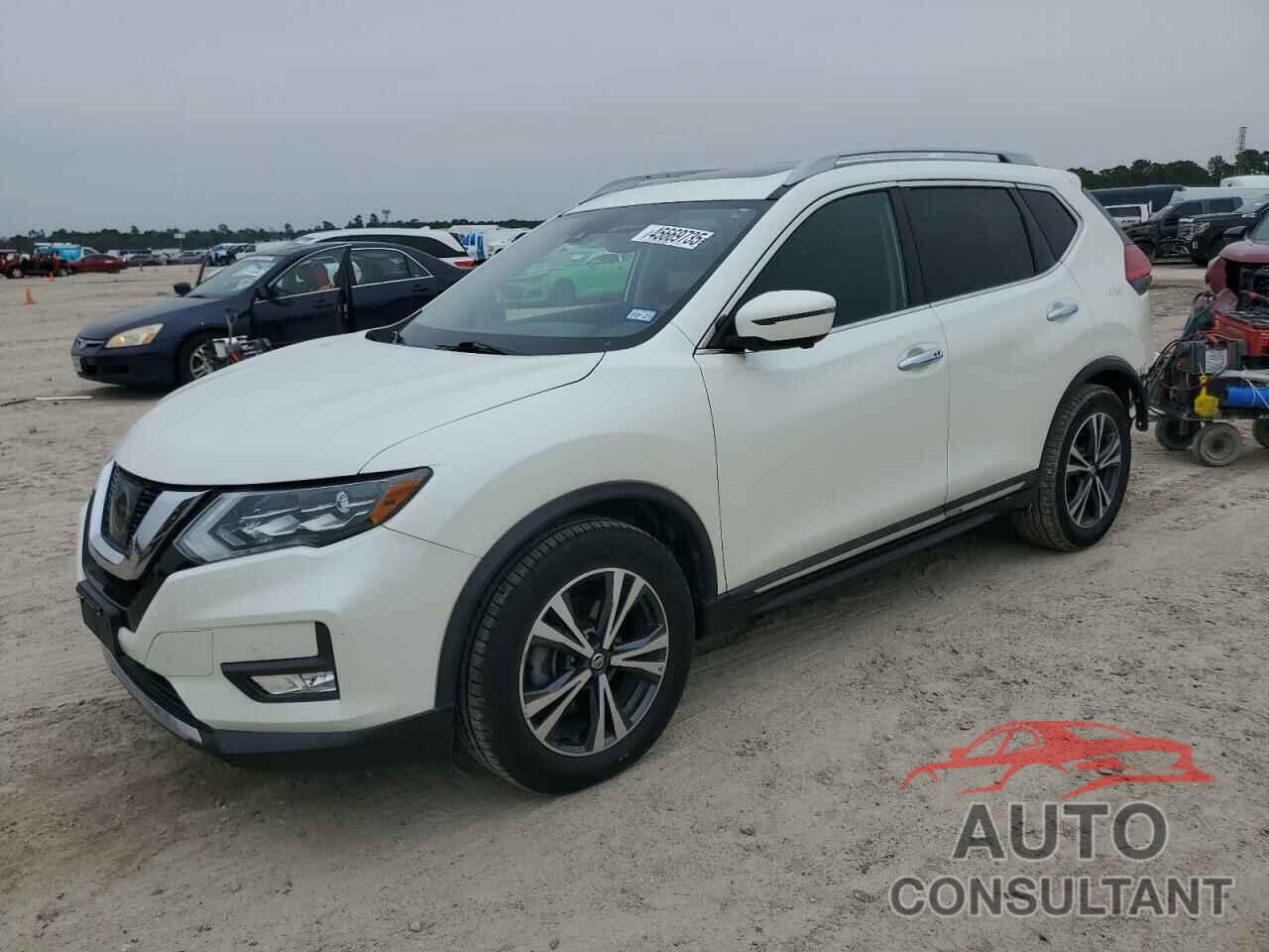 NISSAN ROGUE 2017 - 5N1AT2MT0HC810357