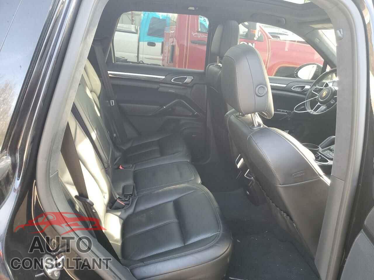 PORSCHE CAYENNE 2016 - WP1AD2A2XGLA79477