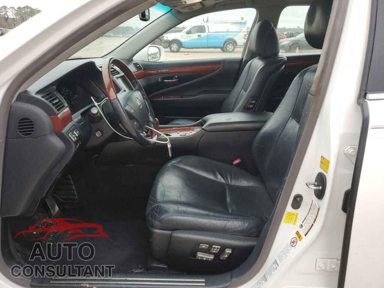LEXUS LS460 2012 - JTHCL5EF2C5015183