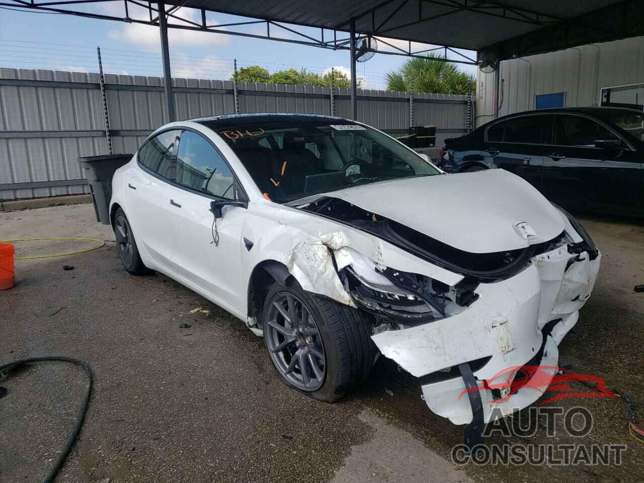 TESLA MODEL 3 2021 - 5YJ3E1EA1MF090417