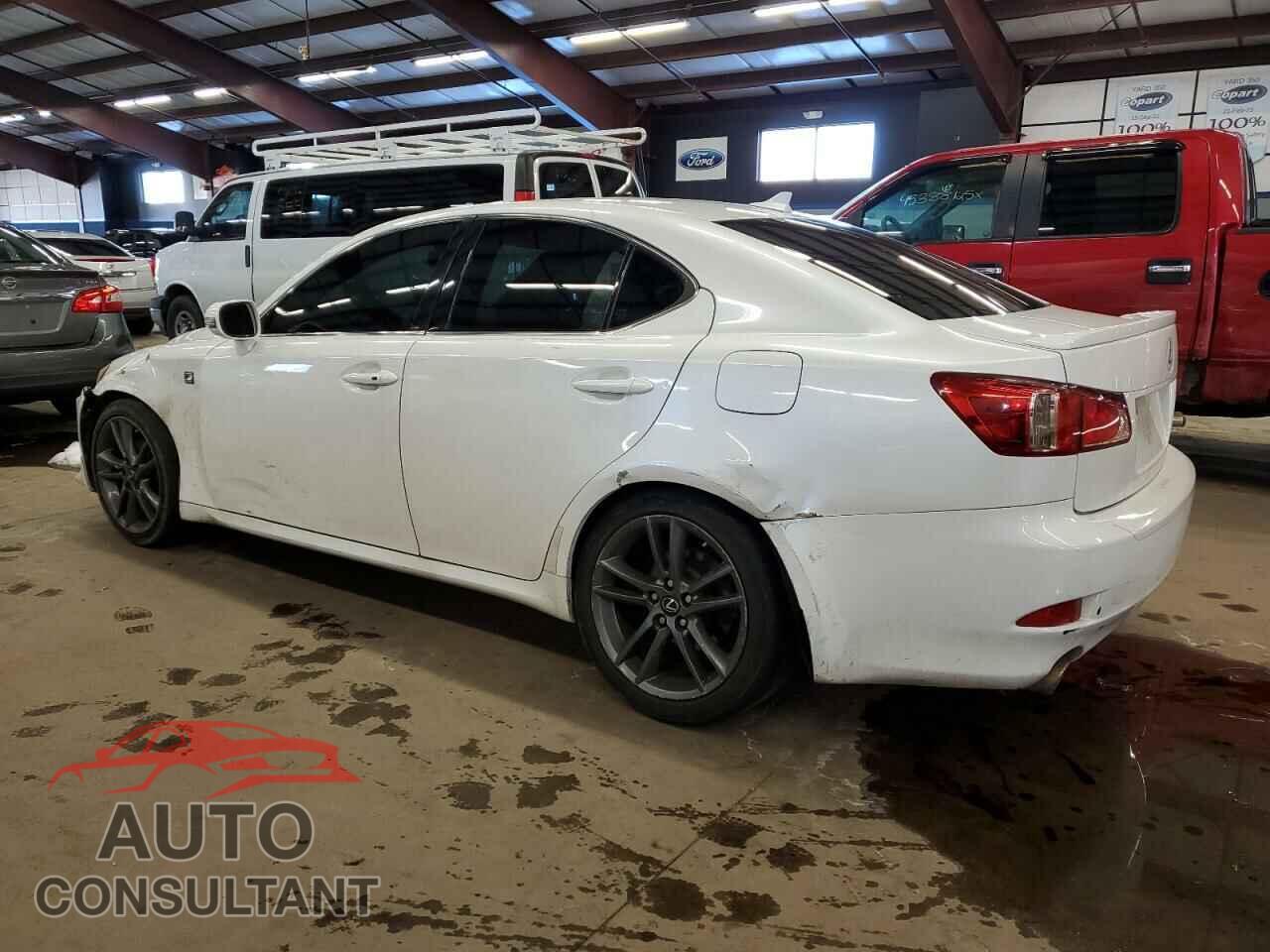 LEXUS IS 2012 - JTHBF5C27C5163395