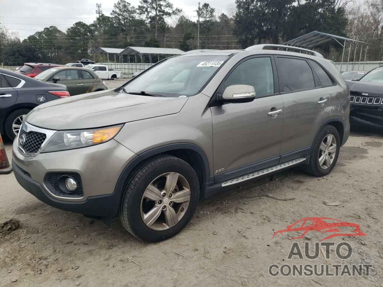 KIA SORENTO 2013 - 5XYKUDA25DG327871