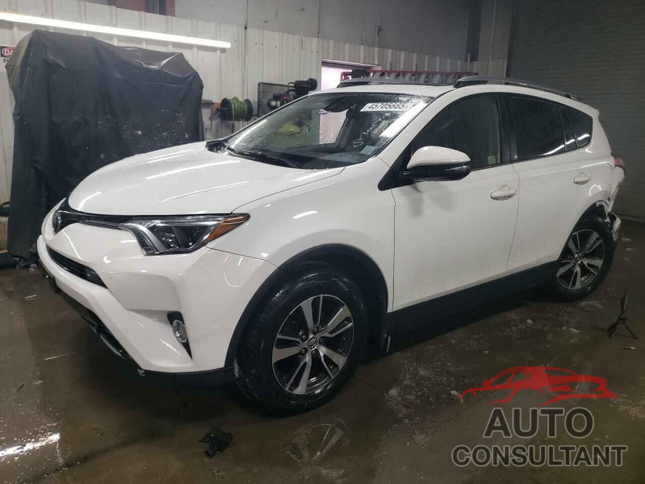 TOYOTA RAV4 2017 - JTMRFREV8HD202250