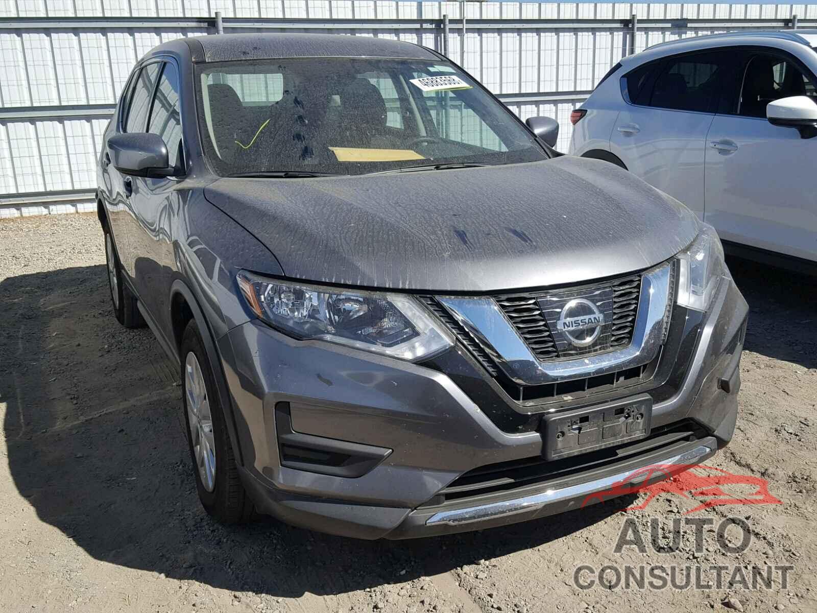 NISSAN ROGUE S 2017 - KNMAT2MT6HP584029