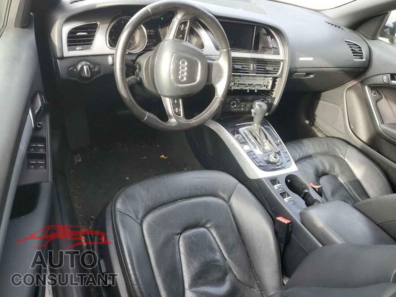 AUDI A5 2012 - WAULFAFH7CN006607