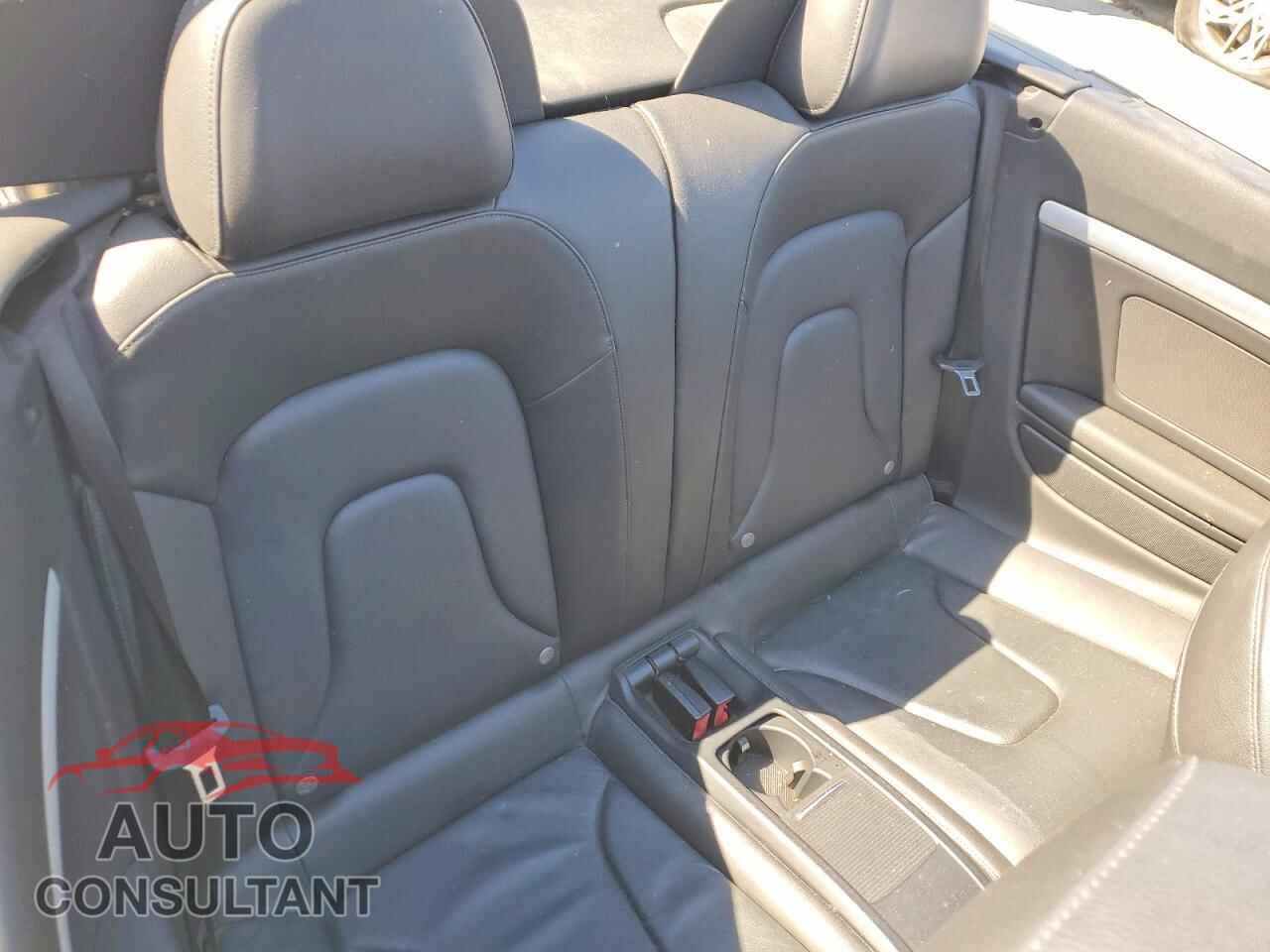 AUDI A5 2010 - WAULFAFHXAN022801