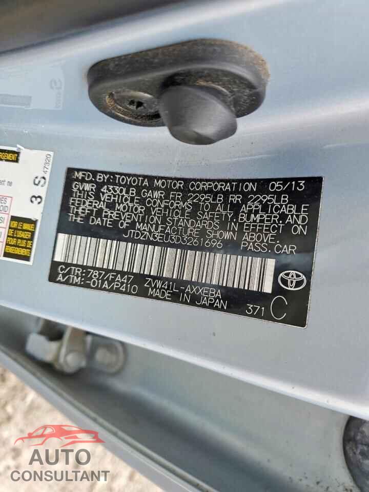 TOYOTA PRIUS 2013 - JTDZN3EU3D3261696